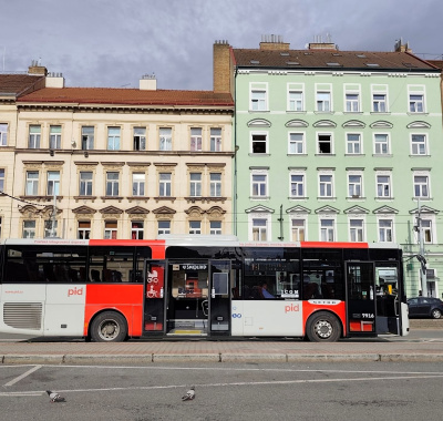 Nástup všemi dveřmi od 1....