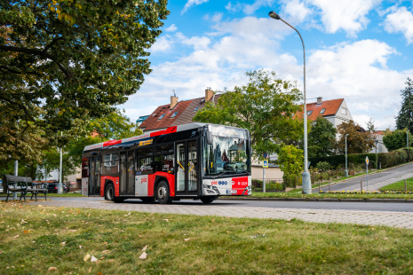 Autobusy DPP – Solaris Urbino 10,5