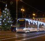 Vánoční tramvaj 15T (vůz 9401)