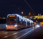 Vánoční tramvaj 15T (vůz 9401)