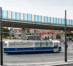 Tramvaj T3 Coupé ve&nbsp;smyčce Zahradní Město.