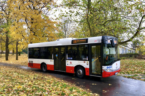 Midi-bus line no. 235. PHOTO: DPP – Daniel Šabík.