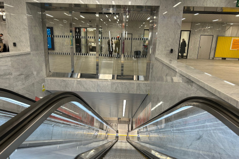 251219_vstup do stanice Pankrác C