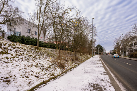 Pohled z&nbsp;ulice Na&nbsp;Šťáhlavce k&nbsp;západu (foto 20)