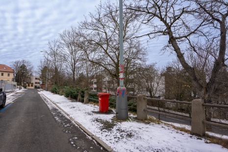 Pohled z&nbsp;ulice Na&nbsp;Míčánce (foto: 30)